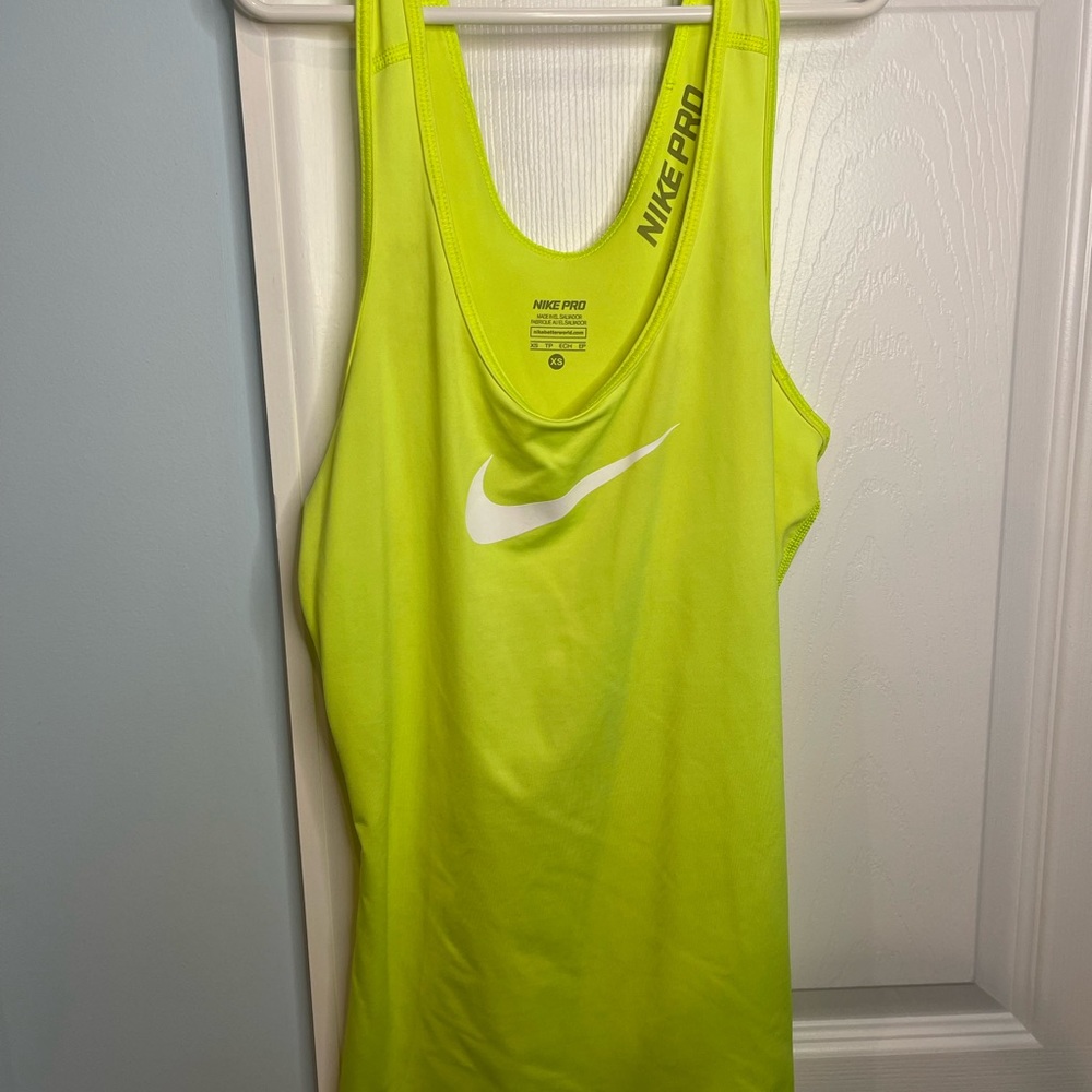 Nike Pro tank top